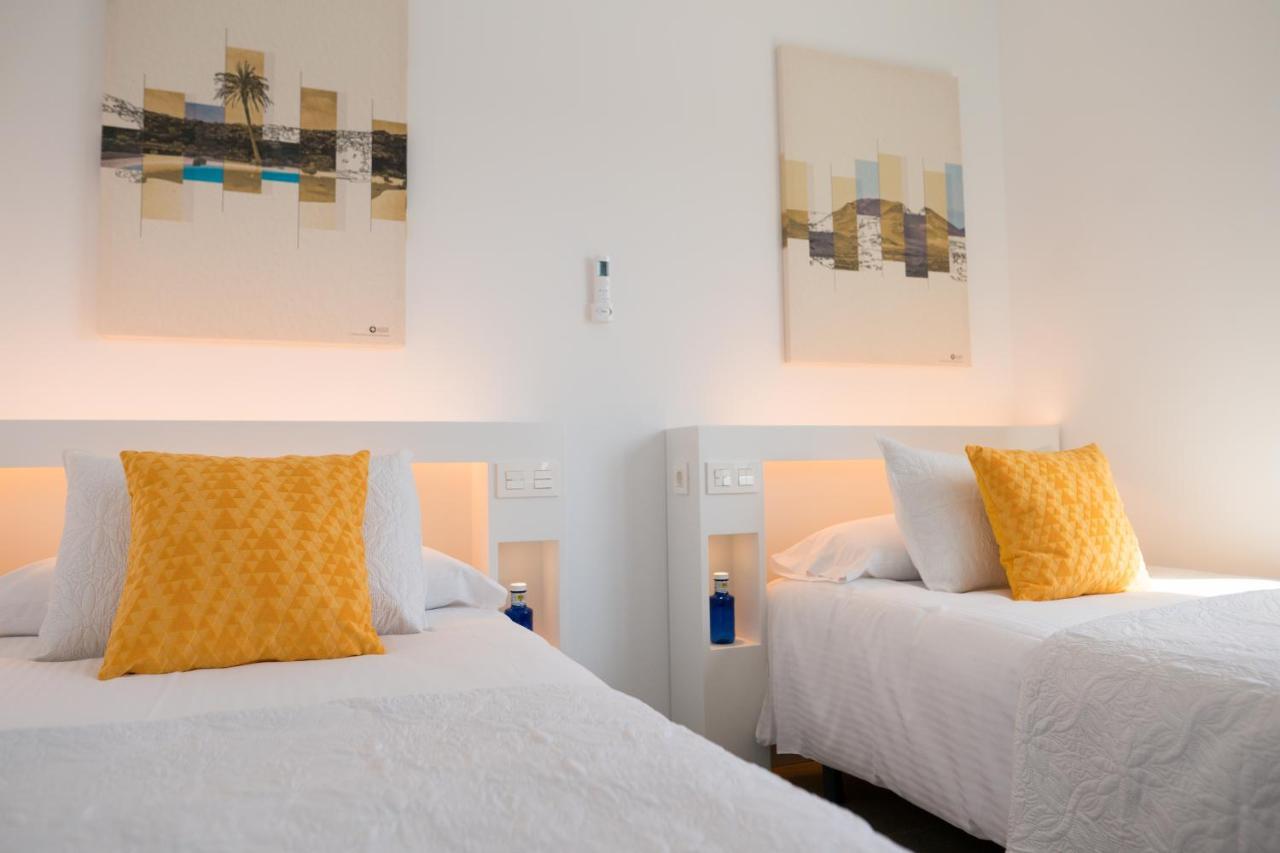 Sea Breeze Lapa And Claca Villa *