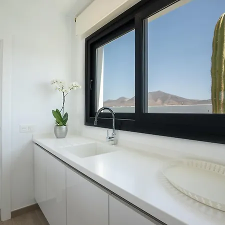 Sea Breeze Villas Lapa And Claca Playa Blanca  Exterior photo